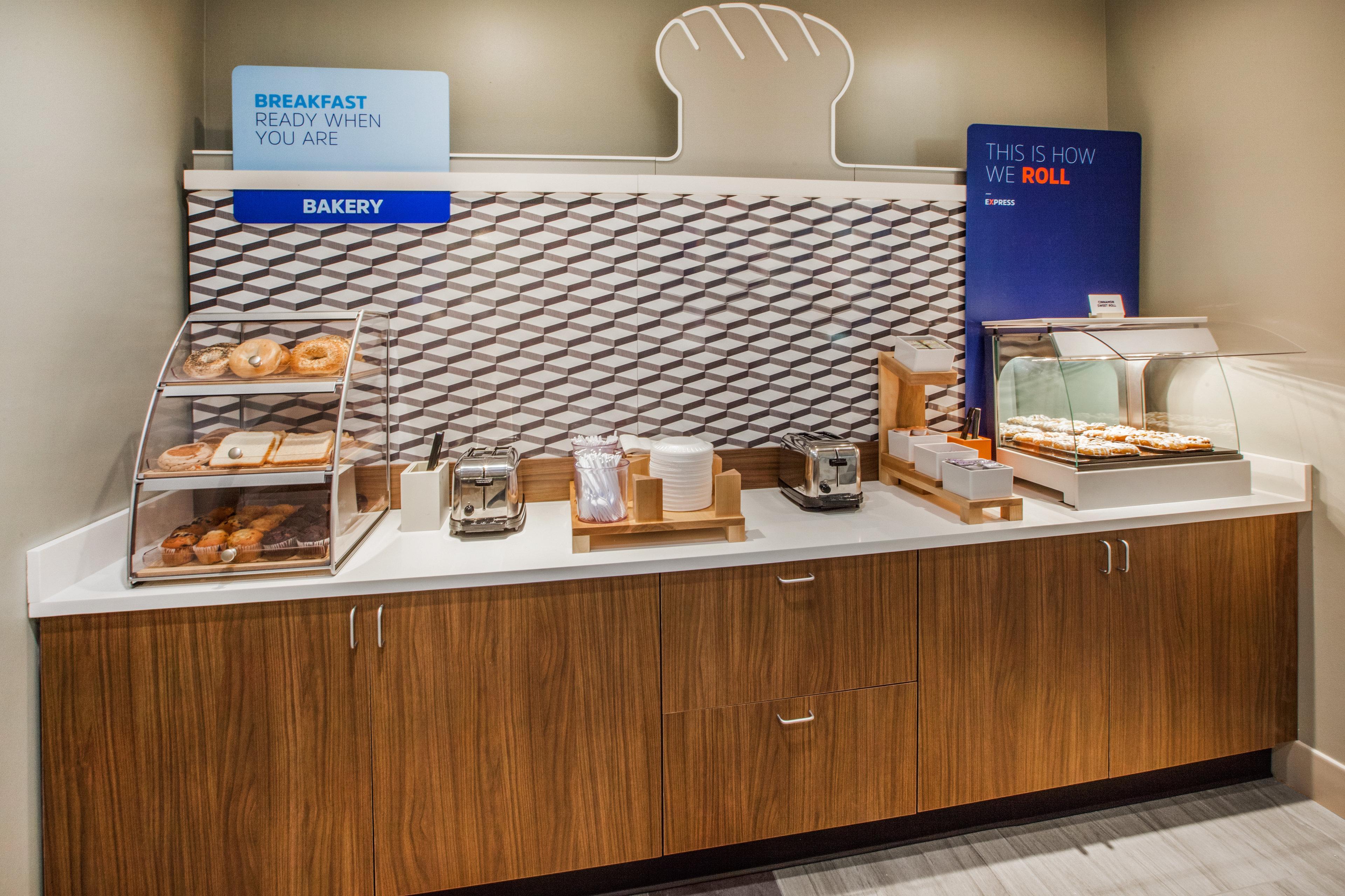 Hotel Express & - North By Ihg 3*